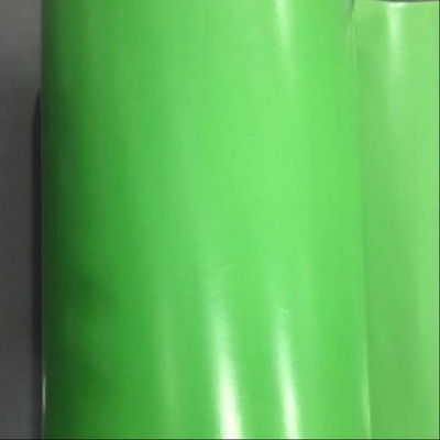 Hochdichte Polyethylenfolie Dehnung Zugfestigkeit Feuchtigkeitsbarriere Glatte Oberfläche Weiße Farbe