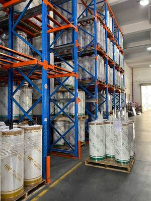 Durchsichtige HDPE-Film mit Corona-Behandlung 0,007mm*960mm 10kg Beide Seiten Blasformverfahren zum Schneiden