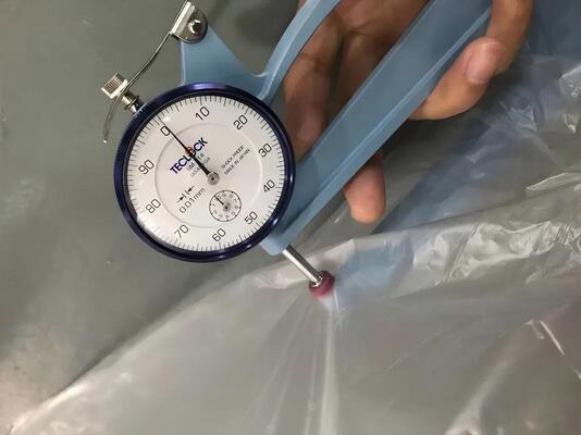 Thermische 7 Mikrometer HDPE-Perforationsfolie für SBS Modifizierte Bitumen-Wasserdichte Membranen in Ultra-dünne, brennbare HDPE-Folie für SBS- und APP-Dachsysteme